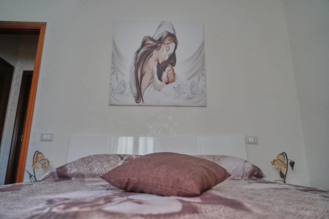 Le Stanze Di Ricci - Affittacamere Low Cost Lesina Buitenkant foto