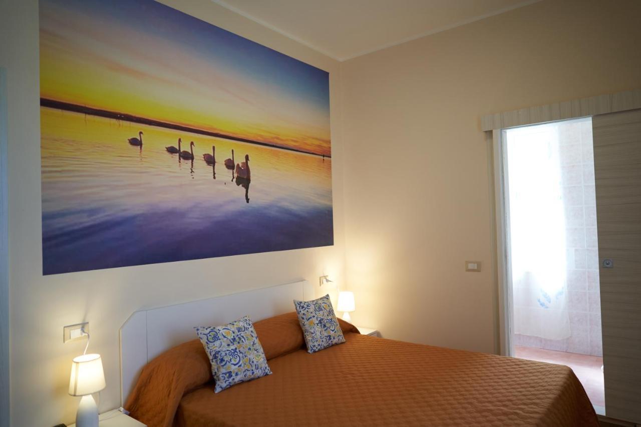 Le Stanze Di Ricci - Affittacamere Low Cost Lesina Buitenkant foto