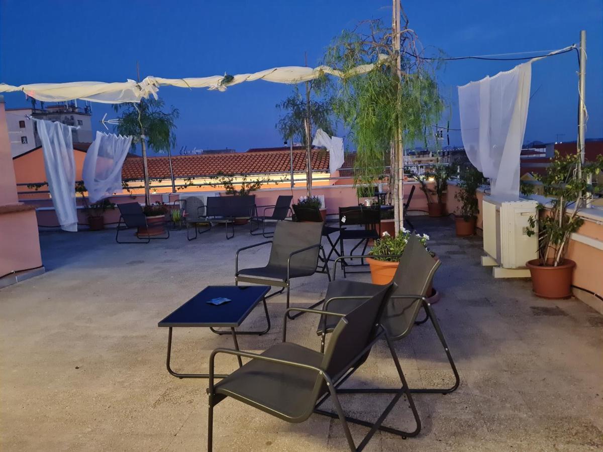 Le Stanze Di Ricci - Affittacamere Low Cost Lesina Buitenkant foto